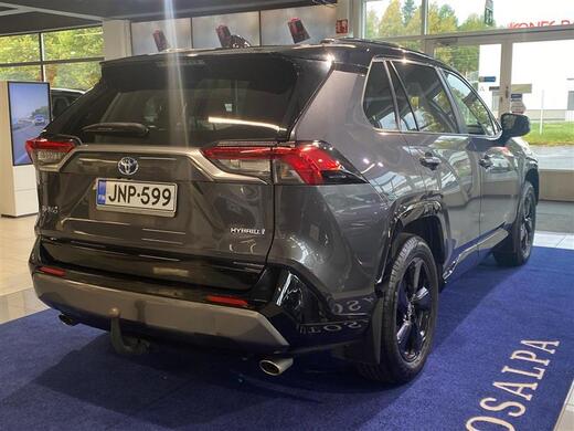 Toyota RAV4 vaihtoauto