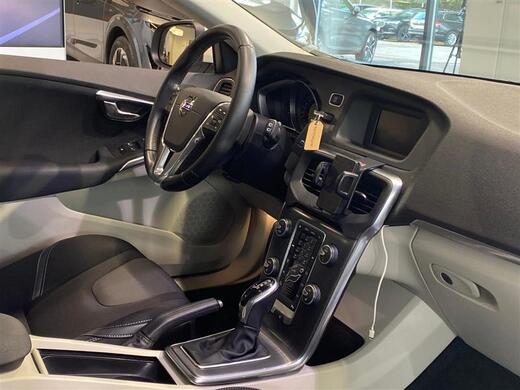 Volvo V40 vaihtoauto