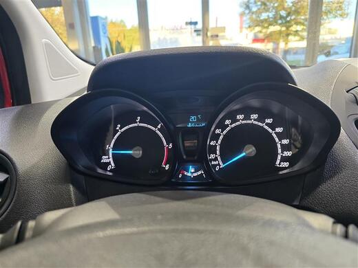 Ford Transit Courier vaihtoauto