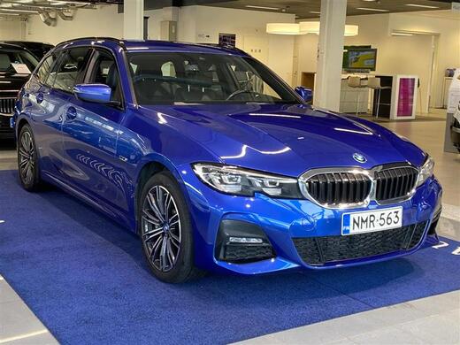 BMW 330 vaihtoauto