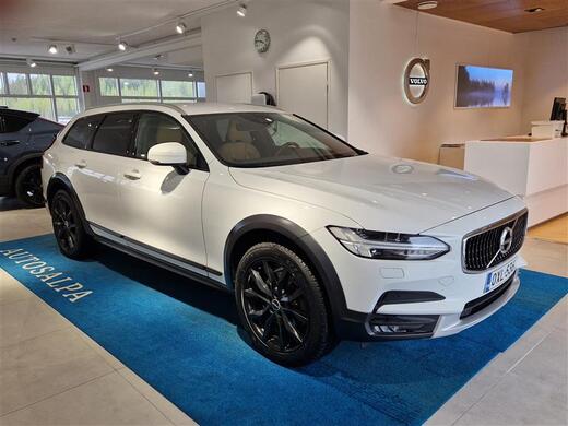 Volvo V90 Cross Country vaihtoauto