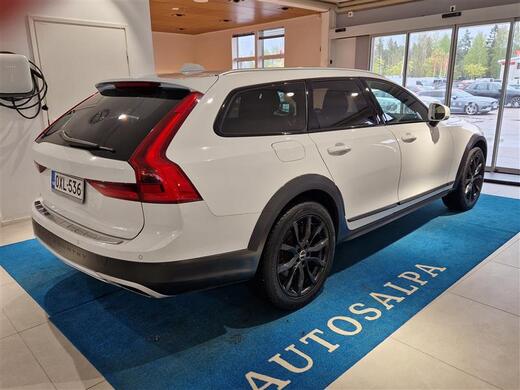 Volvo V90 Cross Country vaihtoauto