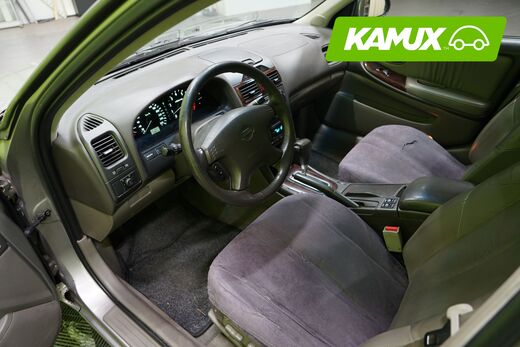Nissan Maxima vaihtoauto