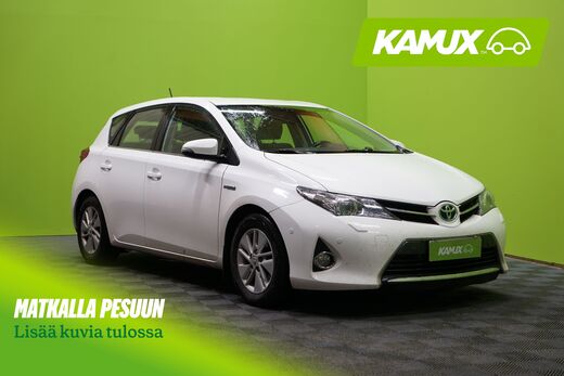 Toyota Auris vaihtoauto