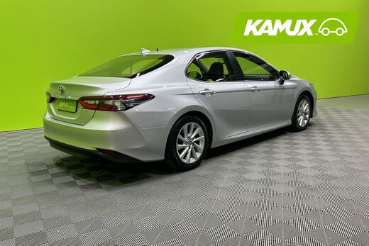 Toyota Camry vaihtoauto