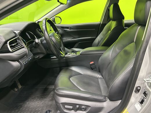 Toyota Camry vaihtoauto