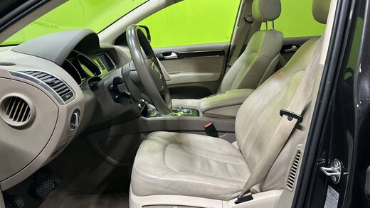 Audi Q7 vaihtoauto