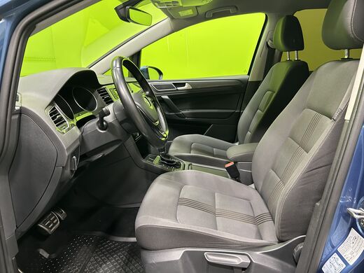 Volkswagen Golf Sportsvan vaihtoauto