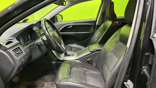 Volvo V70 vaihtoauto