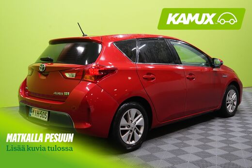 Toyota Auris vaihtoauto