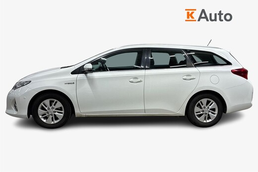 Toyota Auris vaihtoauto