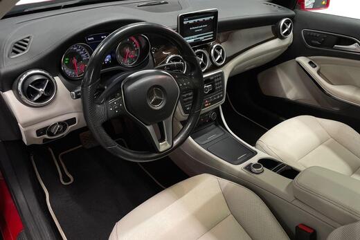 Mercedes-Benz GLA vaihtoauto