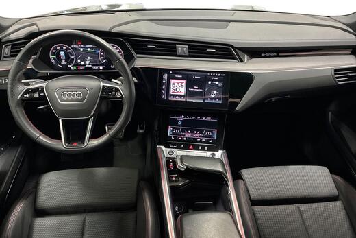 Audi Q8 e-tron vaihtoauto
