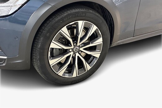Volvo V90 Cross Country vaihtoauto