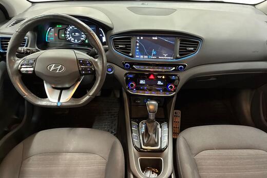 Hyundai IONIQ hybrid vaihtoauto