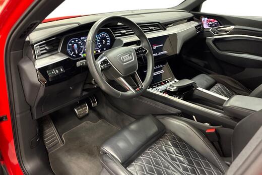 Audi Q8 e-tron vaihtoauto
