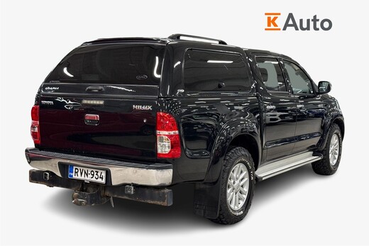 Toyota Hilux vaihtoauto