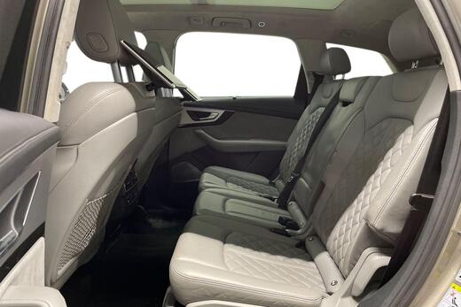 Audi Q7 vaihtoauto