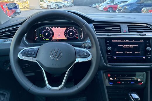 Volkswagen Tiguan vaihtoauto