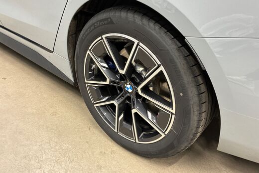 BMW i4 vaihtoauto