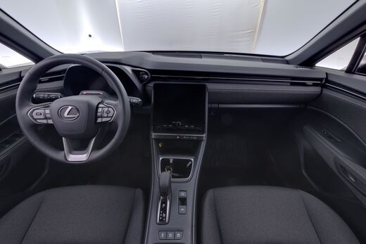 Lexus LBX vaihtoauto