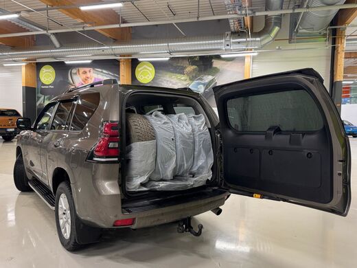 Toyota Land Cruiser vaihtoauto