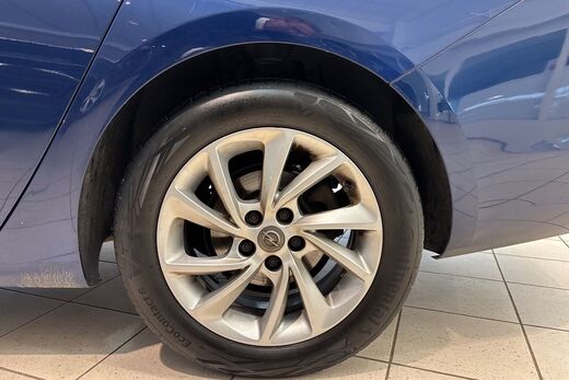 Opel Astra vaihtoauto