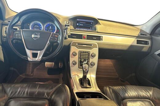 Volvo V70 vaihtoauto