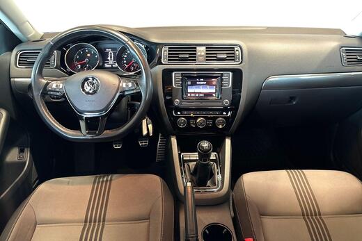 Volkswagen Jetta vaihtoauto