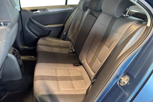 Volkswagen Jetta vaihtoauto