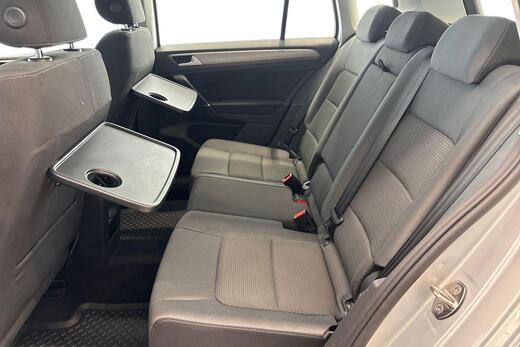 Volkswagen Golf Sportsvan vaihtoauto