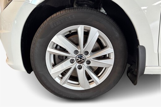 Volkswagen Touran vaihtoauto