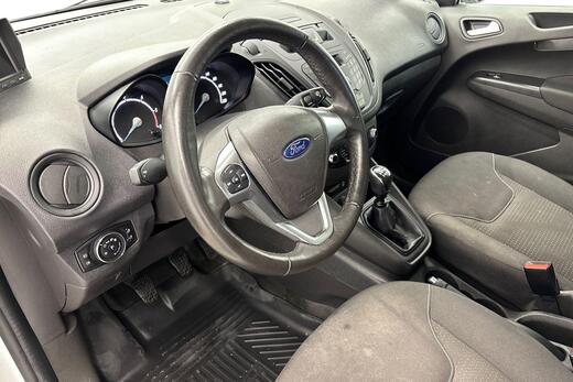 Ford Transit Courier vaihtoauto