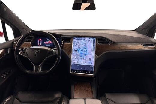 Tesla Model X vaihtoauto