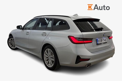 BMW 330 vaihtoauto