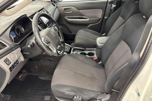 Mitsubishi L200 vaihtoauto