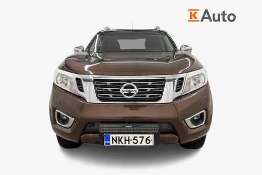 Nissan Navara vaihtoauto