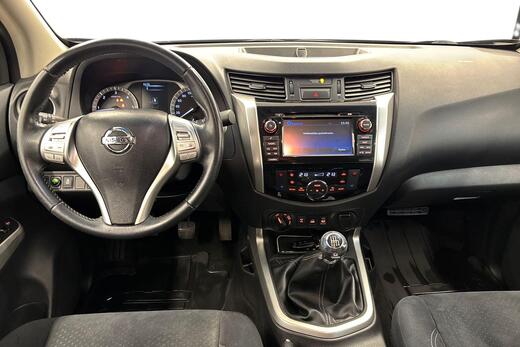 Nissan Navara vaihtoauto
