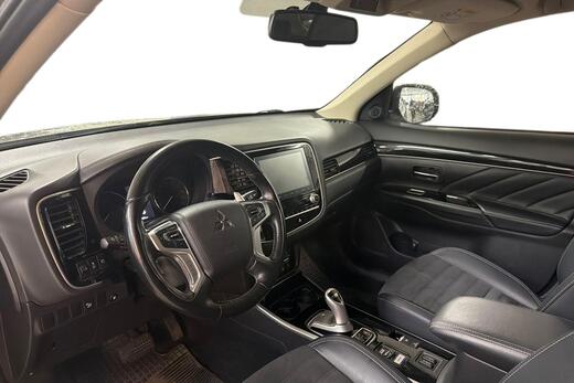 Mitsubishi Outlander vaihtoauto