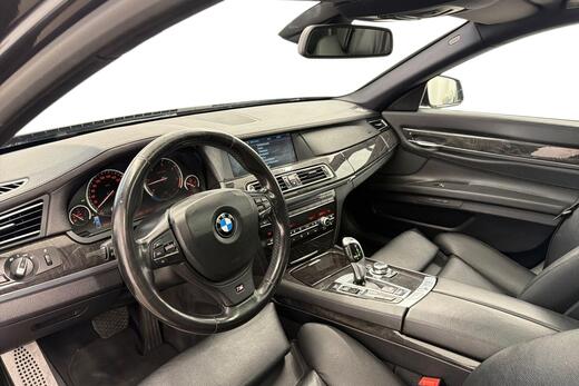 BMW 740 vaihtoauto