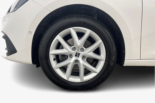 SEAT Leon Sportstourer vaihtoauto
