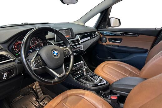 BMW 225 vaihtoauto