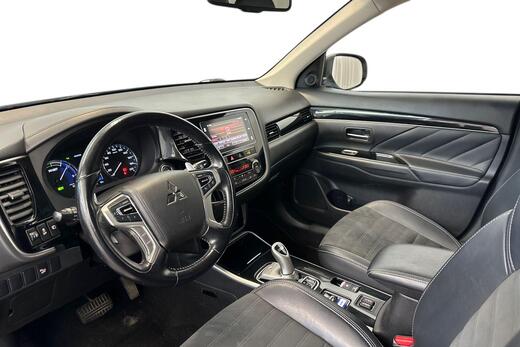 Mitsubishi Outlander PHEV vaihtoauto