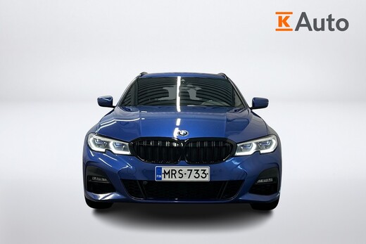 BMW 330 vaihtoauto