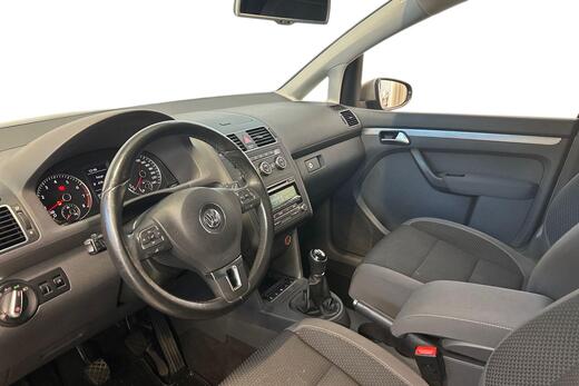 Volkswagen Touran vaihtoauto