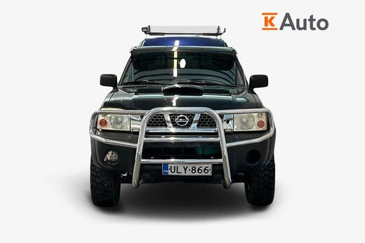 Nissan Pickup vaihtoauto