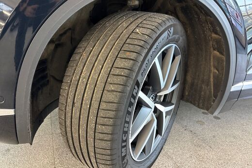 Volkswagen Touareg vaihtoauto
