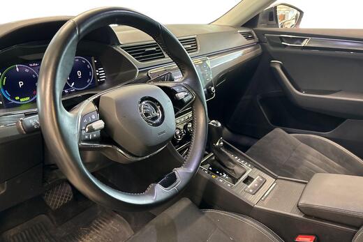 Skoda Superb vaihtoauto