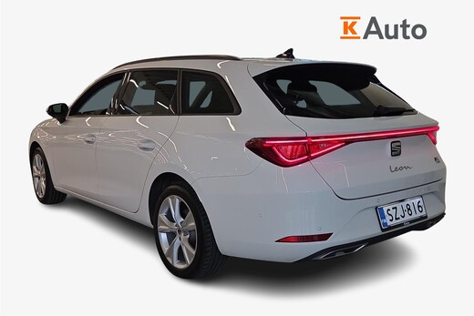 SEAT Leon Sportstourer vaihtoauto