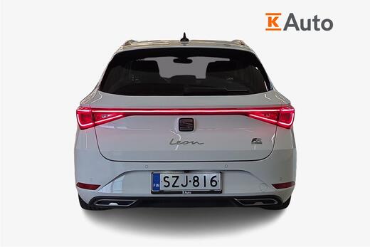 SEAT Leon Sportstourer vaihtoauto